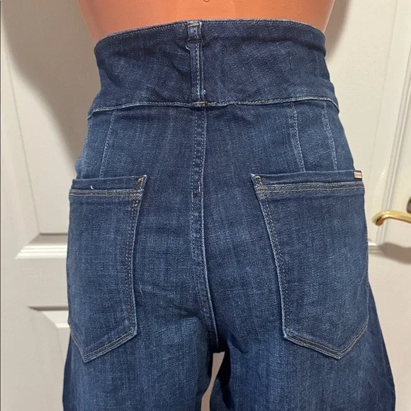 WHBM Extra High Rise Straight Pintuck Leg Medium Wash Jeans Size 8 $120 EUC KL - Picture 7 of 16